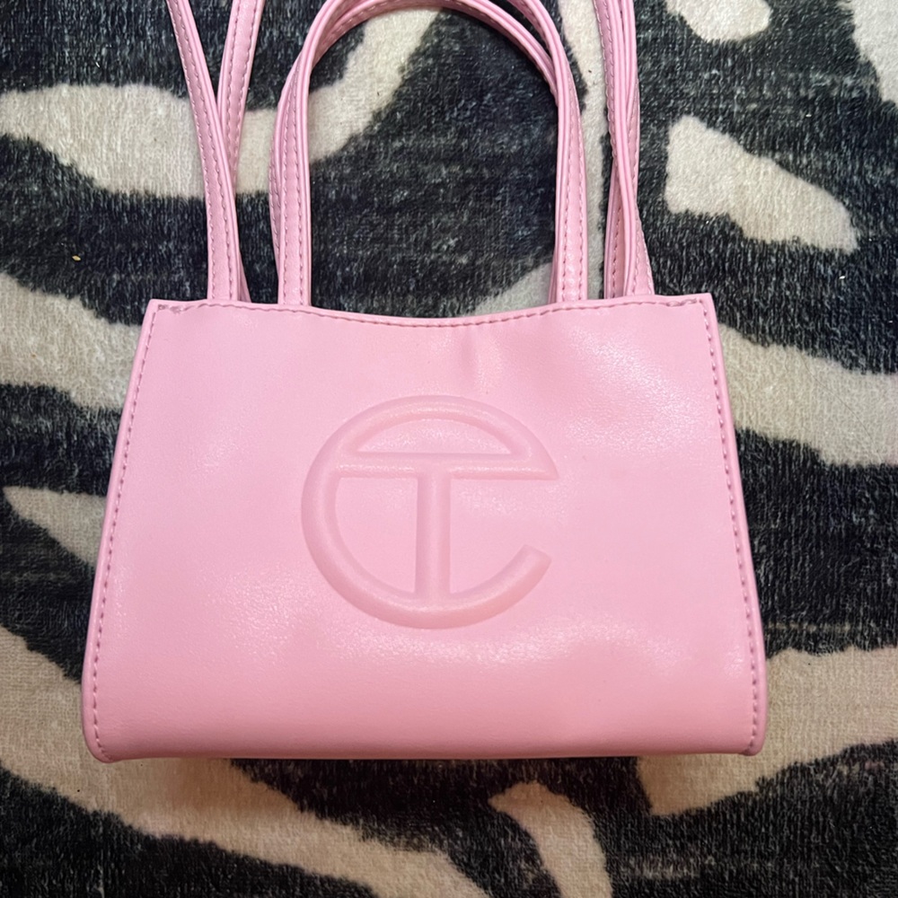 Telfar small shopping bag in bubblegum - Picture 2 of 4